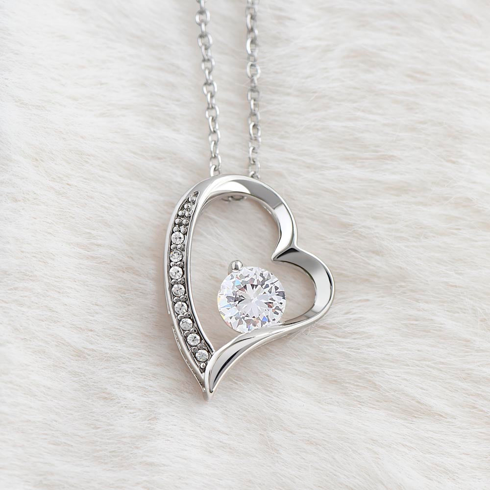 Collier avec un message d'amour "N'oublie jamais que tu es la plus précieuse"