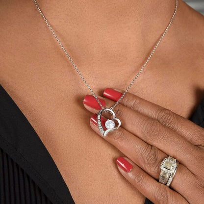 Collier avec un message d'amour "N'oublie jamais que tu es la plus précieuse"